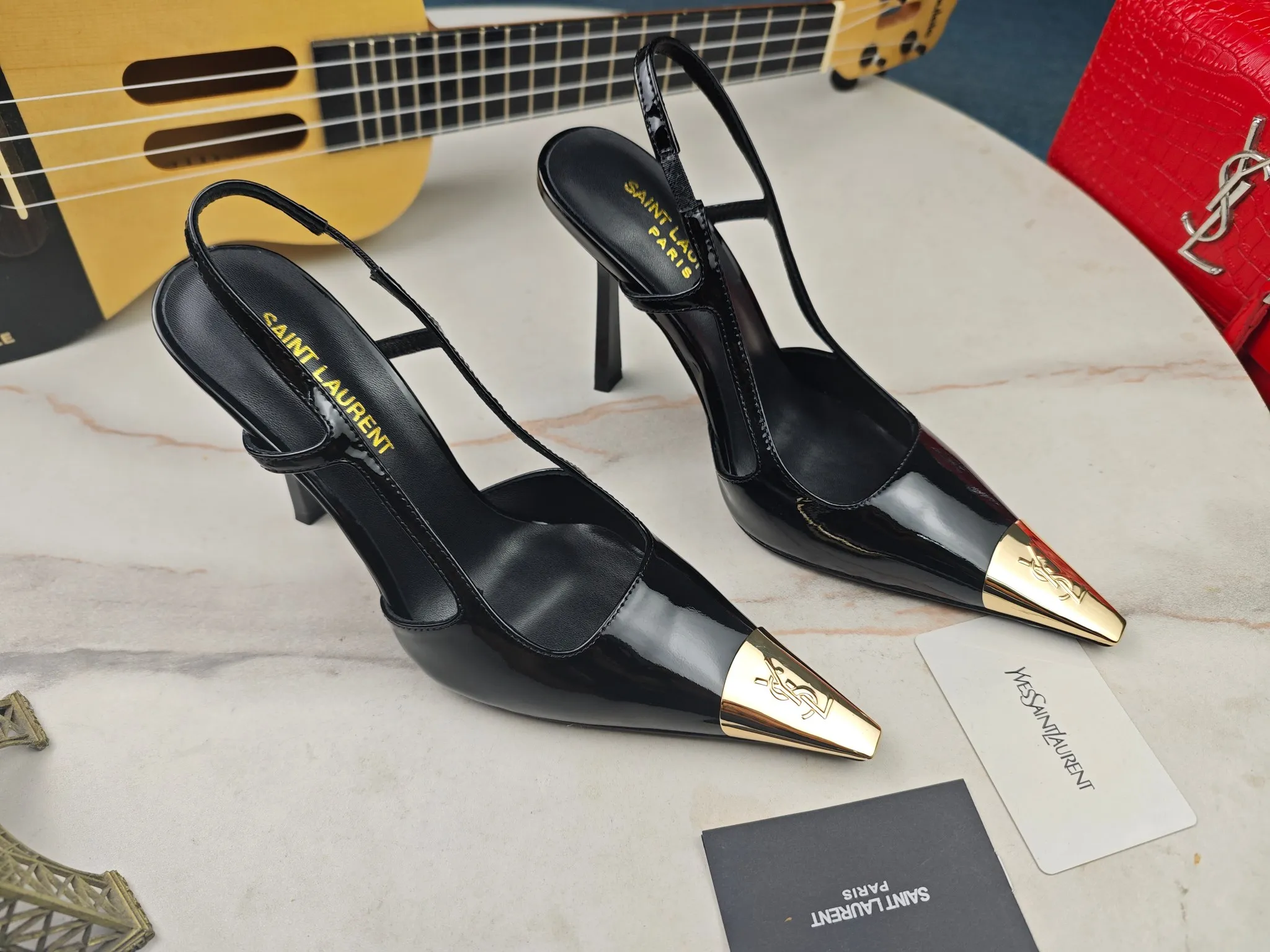 👟👟Ex-factory price 560👟👟【Saint Laurent】Yves Saint Laurent, high-heeled YSL sandals💃2024 early autumn counters are synchronized with the latest styles, YSL, and decorations👠 Classic and high-quality glamorous masterpieces, the hottest spring and summer series in the counter, with temperament, fashion, classic and attractive design style 😌The effect on the feet is particularly beautiful〰️, the material is imported from Italy, small black cow, imported black patent leather, lining, and foot pads; sheepskin, stiletto sandals, size 35-41 (34.41.42 must be customized, non-refundable) outsole; imported genuine leather outsole, complete with counter packaging